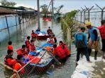 penutupan-tanggul-jebol-di-kawasan-Tanjung-Emas-Semarang.jpg
