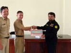 penyerahan-bantuan-relawan-karanganyar.jpg