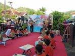 polisi-main-musik1.jpg