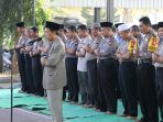 polres-kebumen-salat-gaib-untuk-korban-gempa-palu_20181005_150705.jpg