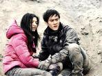 raline-shah-dan-herjunot-ali-dalam-film-5-cm.jpg