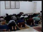 salat-Tarawih-kilat.jpg
