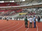 sambutan-peserta-vaksinasi-covid-19-di-gelora-bung-karno-gbk-saat-presiden-jokowi.jpg