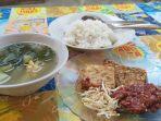 satu-porsi-menu-sayur-asem-dan-pecak-ikan-ibu-evi.jpg
