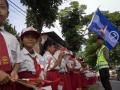 siswa-sd-nunggu-presiden.jpg