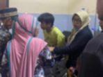 tangis-ibu-pecah-bertemu-anaknya-bernama-Agung-Kurniawan-di-Ru.jpg
