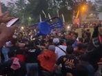 tengah-pertandingan-tarkam-sepakbola-di-Lapangan-Pule-Des.jpg