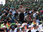 tni-polri-doa-keselamatan-bangsa-tito-karnavian_20161127_100615.jpg
