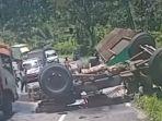 truk-kontainer-terbalik-di-jalur-Semarang-Magelang-1.jpg