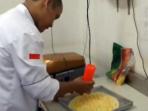 video-mengintip-cara-bikin-pizza-di-mr-k-kota-semarang.jpg