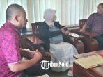 warga-berinisial-a-melaporkan-kades-di-kecamatan-kedawung.jpg