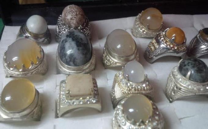 Tiga Bulan Jaud Jualan Batu Bacan Dapat Untung Rp 100 Juta - batu_bacan_ok.jpg