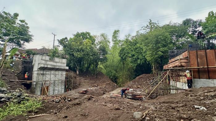 Pembangunan Jembatan Karangjati–Singkir Pasuruan Dikebut, Progres Capai 33,8 Persen