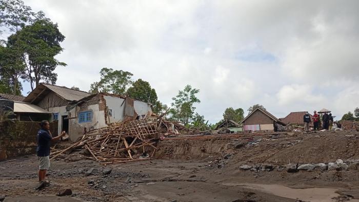 HANCUR- Kondisi Dusun Sumbersari