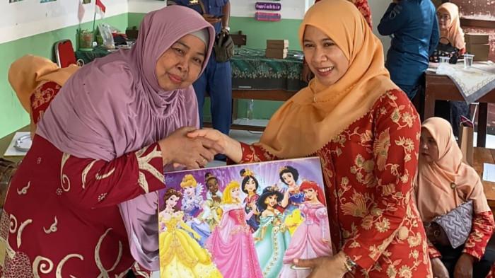 Sambut Hari Baca, DWP KSOP Panarukan Buat Sarana Sudut Baca di PAUD Melati