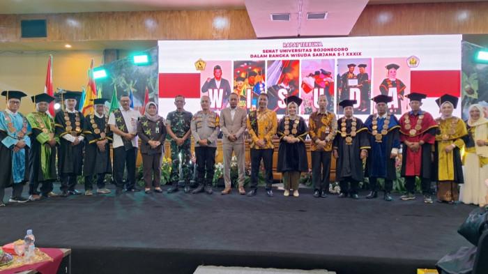 Prosesi wisuda Unigoro Ke 39 (XXXIX) Semester Genap 2024/2025