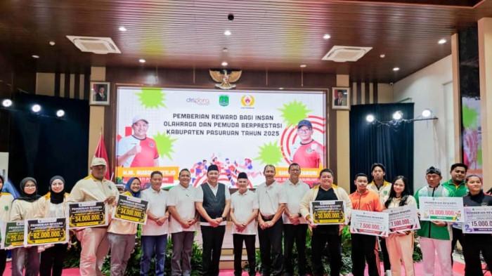 Bupati Pasuruan Cairkan Rp 3,59 Miliar untuk Atlet dan Pemuda Berprestasi