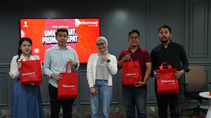 Telkomsel gelar workshop eksklusif untuk meningkatkan literasi digital pelaku UMKM.