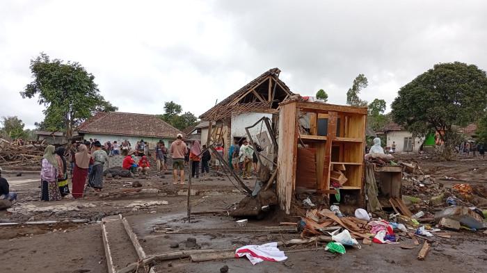 Dusun Sumbersari Lumajang Hancur Diterjang Erupsi Gunung Semeru