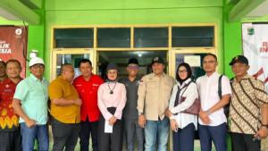 Anggota-DPRD-Kabupaten-Malang-cek-ke-lapangan-bersama-pihak-Pemerintah-Desa-Landungsari.jpg