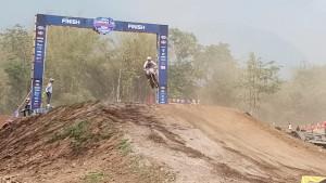 BALAPAN-Ratusan-crosser.jpg