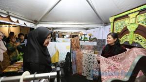 BATIK-Bupati-Banyuwangi-Ipuk-Fiestiandani.jpg