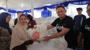 Bank-Mandiri-menggelar-Program-Pasar-Murah-Mandiri-yang-diikuti-ribuan-masyarakat-dan-UMKM-lokal.jpg