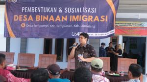 Kantor-Imigrasi-Kelas-I-Jember-menggelar-sosialisasi-program-Desa-Binaan-Imigrasi-di-Lumajang.jpg
