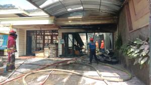 Kebakaran-rumah-dan-gudang-di-Kota-Malang.jpg