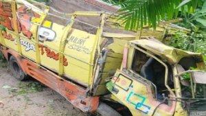 Kecelakaan-truk-bak-terbuka.jpg