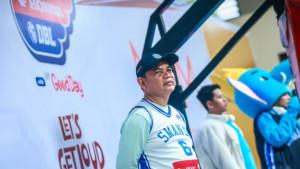Kepala-SMAN-1-Glagah-Banywangi-Abdullah-saat-tonton-DBL-Jember-2025.jpg