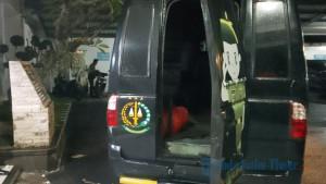 MOBIL-TAHANAN-Mobil-tahanan-di-kantor-Kejaksaan-Negeri-Jember.jpg