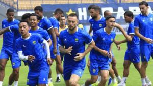 Pemain-Persib-Bandung-menjalani-latihan-resmi-jelang-kontra-Selangor-FC.jpg