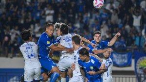 Persib-Bandung-kontra-PSIS-Semarang-di-Liga-1-2024.jpg