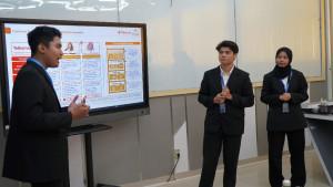 Rivalry-of-Information-Systems-Expo-RISE-2025-digelar-Telkomsel-dan-ITS.jpg