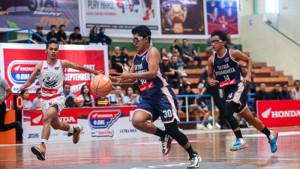 SERU-Tim-SMAN-2-Lumajang-saat-tampil-di-turnamen-Honda-DBL.jpg