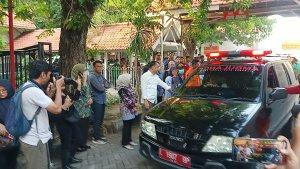 Wali-Kota-Surabaya-Eri-Cahyadi-balita-tenggelam.jpg