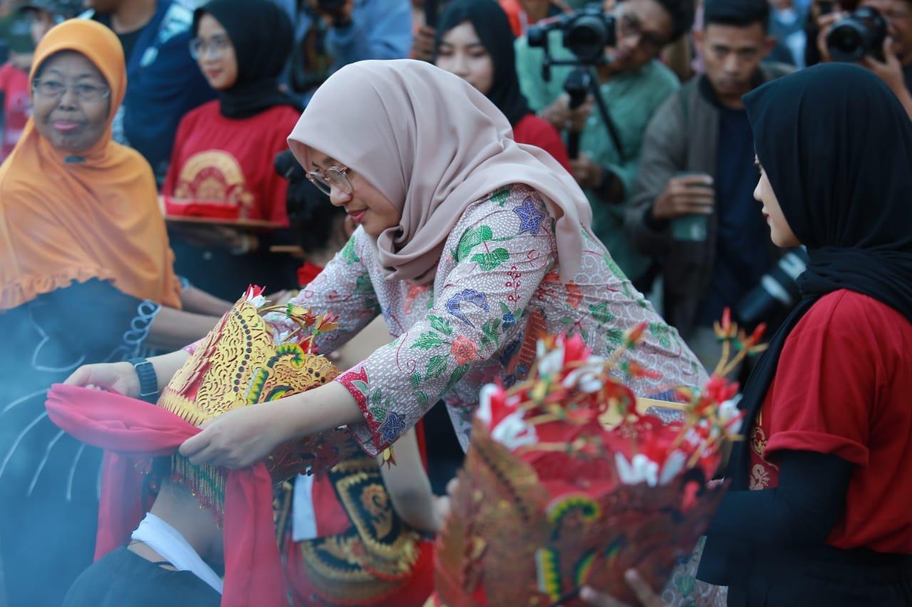 Meras Gandrung, Awali Rangkaian Atraksi Seni Kolosal Gandrung Sewu