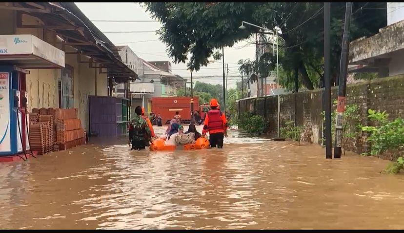 Banjir-Rendam-7-kecamatan-di-Ponorogo.jpg