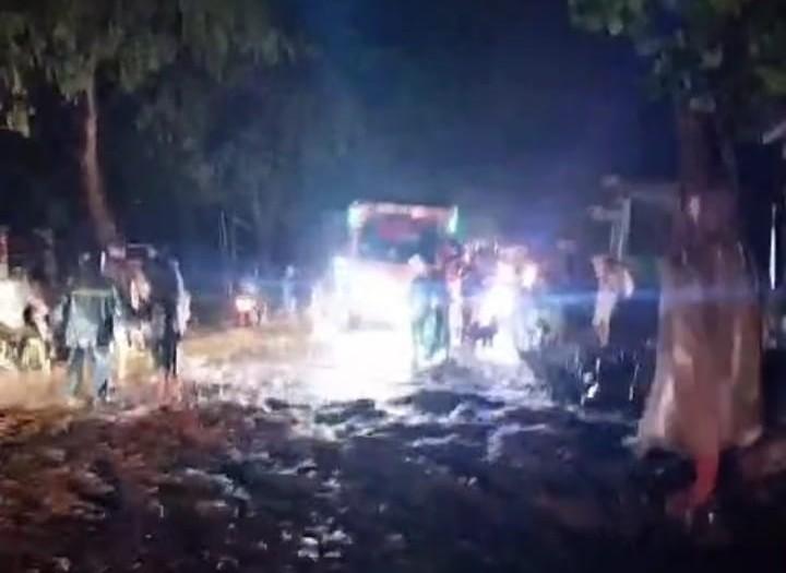 Tanggul Jebol di Sekitar Pasir Putih Situbondo, Sebabkan Banjir Jalur Pantura