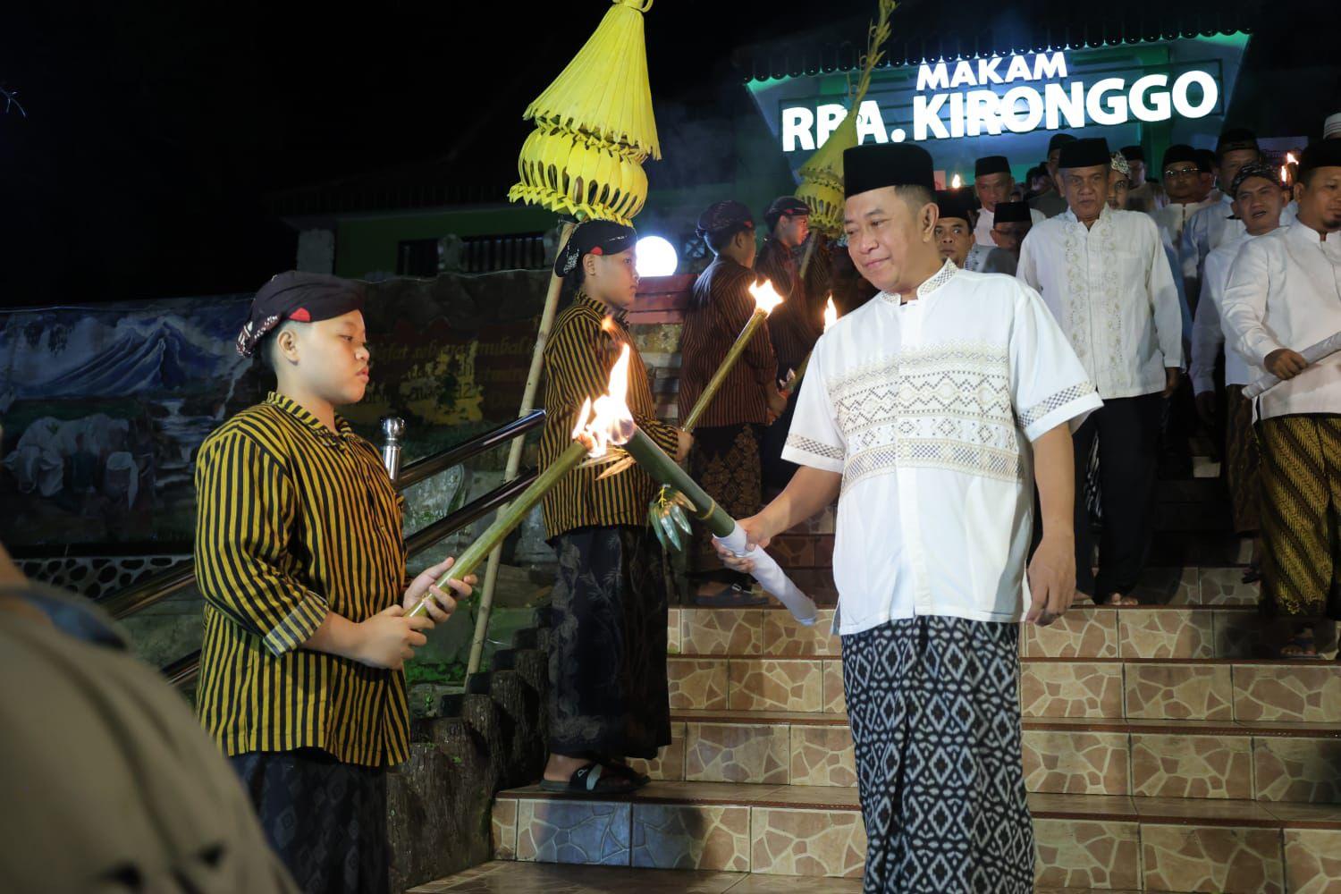 Bondosowo-Peringati-Tahun-Baru-Hijriah.jpg