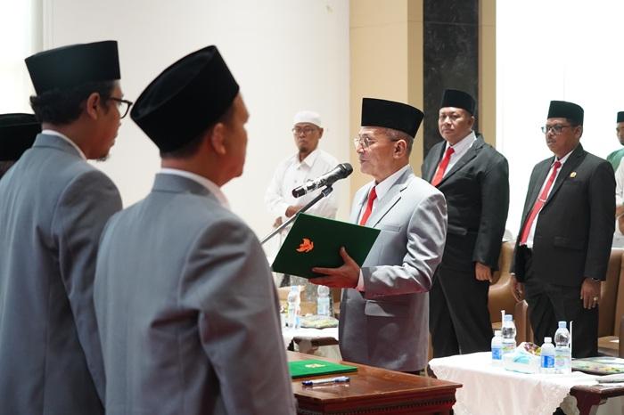 DEWAN-PESANTREN-Wabup-Pasuruan-KH-Shobih-Asrori.jpg