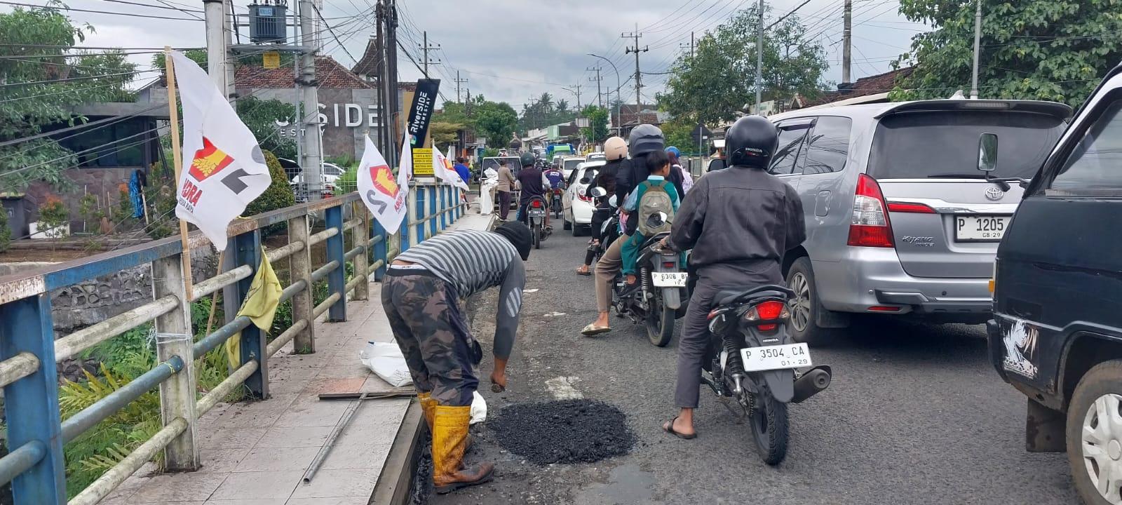 Tak Dapat Anggaran di DAK, Pemkab Bondowoso Tetap Perbaiki 134 Titik Jalan