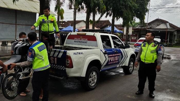 DISITA-Polisi-amankan-ratusan-sepeda-motor-di-Mako-Satlantas-Polres-Jember.jpg