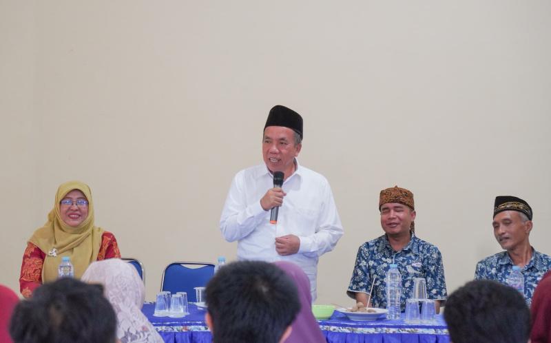 Bertemu Pertuni, Gus Mujib Janji Perjuangkan Nasib Tunanetra Agar Mudah Bekerja