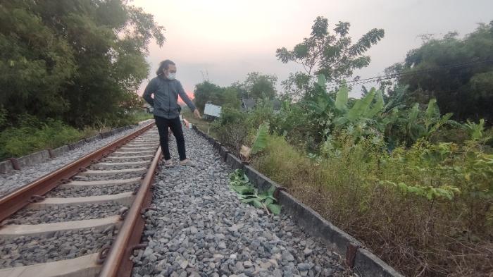 Panik, Kakek di Probolinggo Tewas Tertabrak Kereta Api Sri Tanjung
