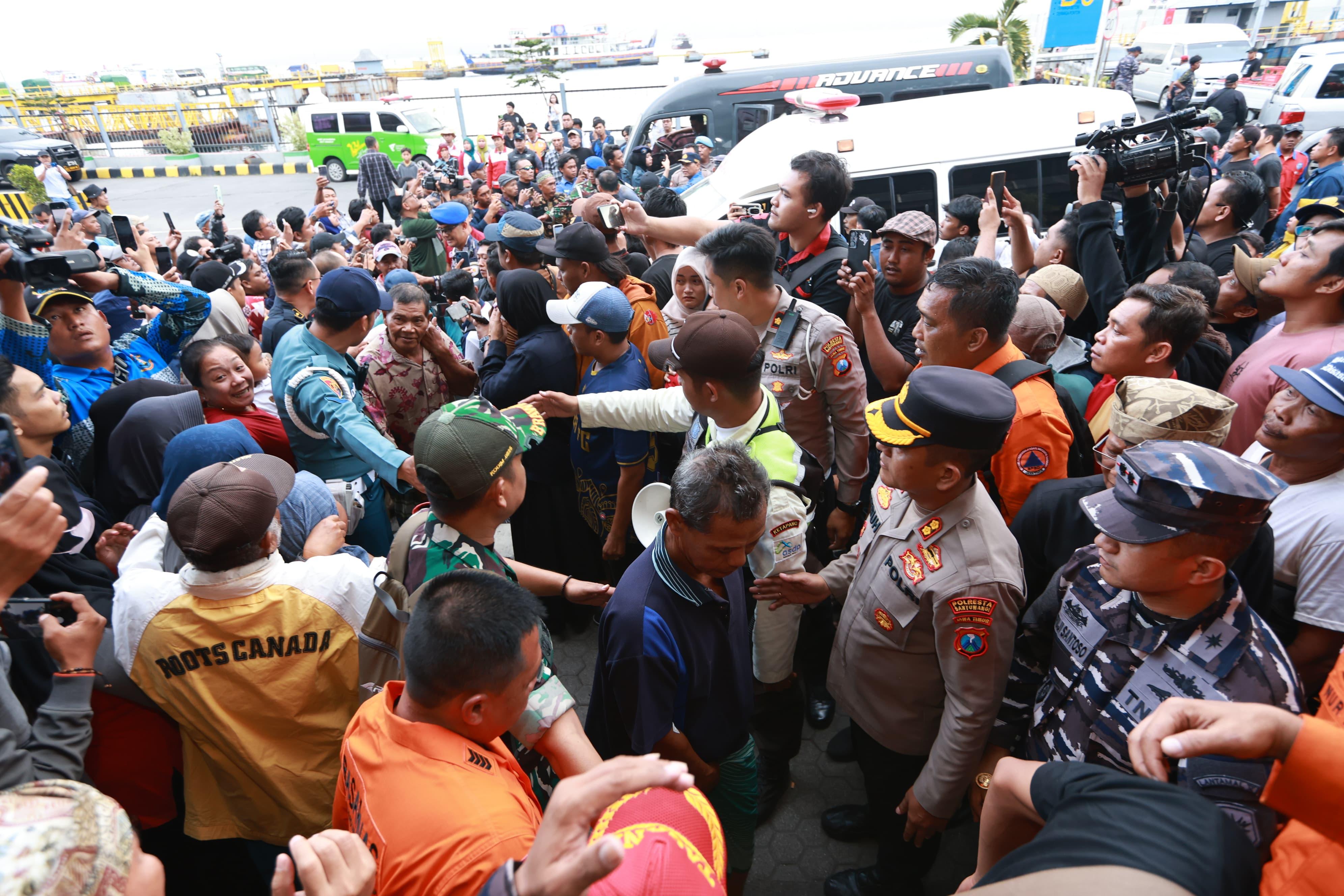 Ibu dan Anak Berusia 3 Tahun Meninggal di Tragedi Tenggelamnya KMP Tunu Pratama Jaya