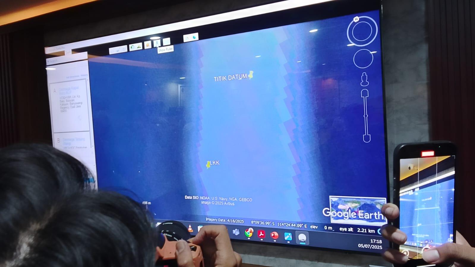 BREAKING NEWS Tim SAR Gabungan Temukan Lokasi Diduga Bangkai KMP Tunu Pratama Jaya di Selat Bali