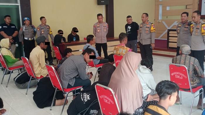MERESAHKAN-Para-pendekar-lamongan.jpg
