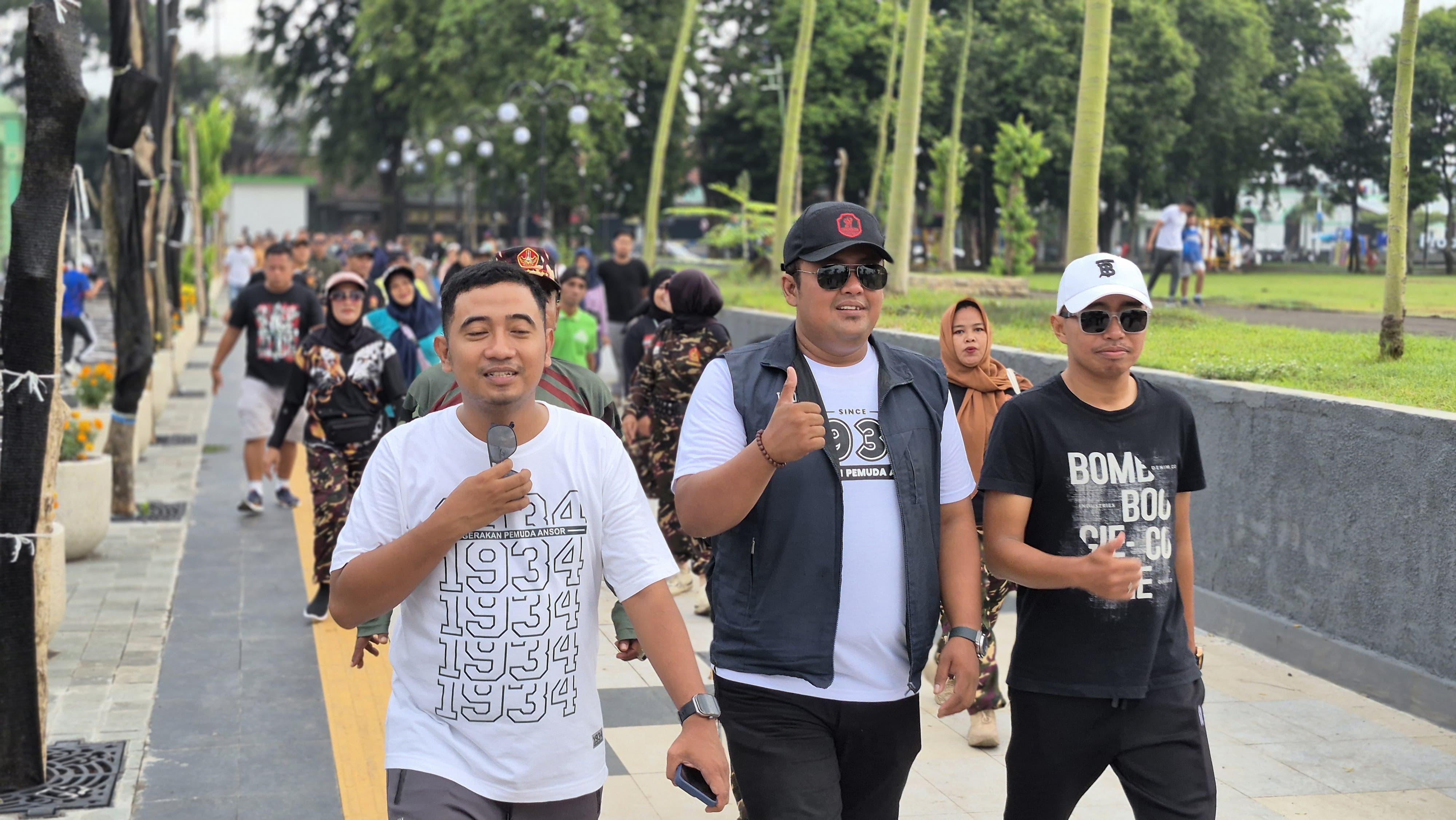 PC-GP-Ansor-dan-Banser-Kota-Probolinggo-saat-menggelar-jalan-sehat-di-Alun-alun-Kota-Probolinggo.jpg